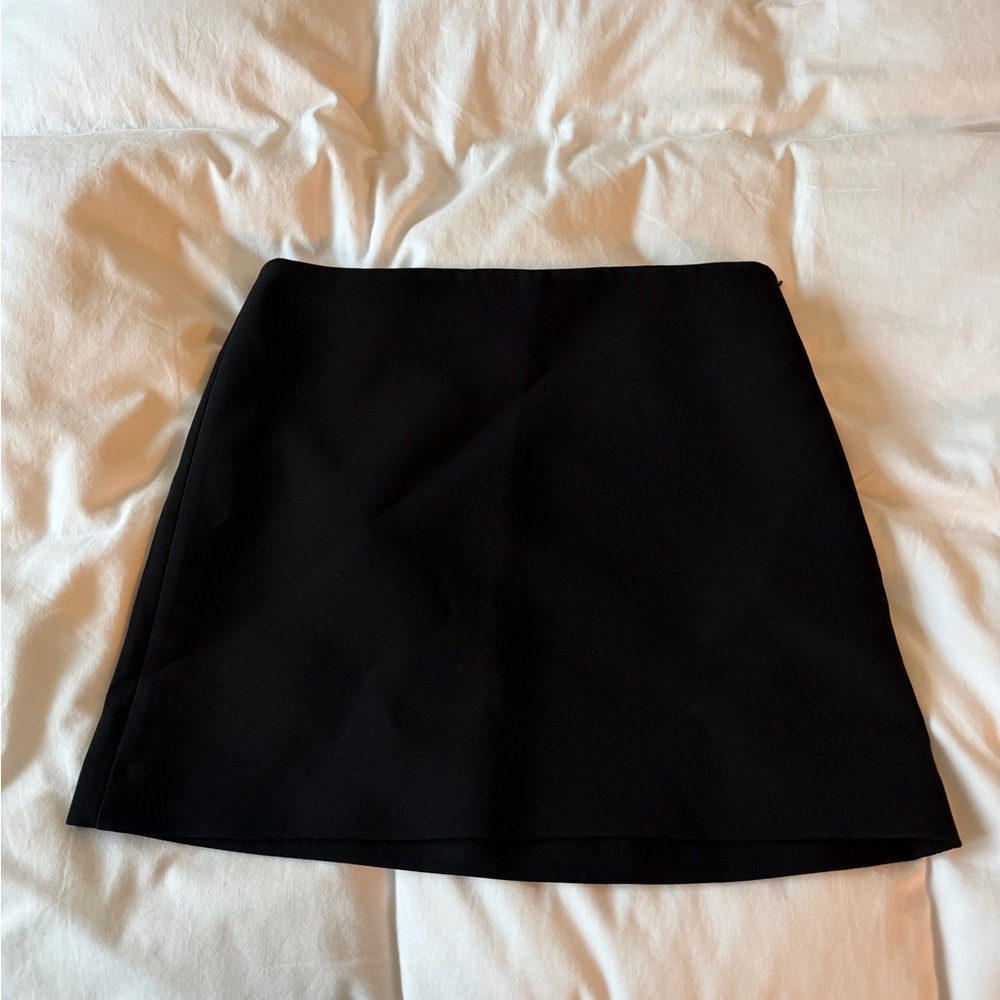 Zara Black Minimalist Mini Skirt